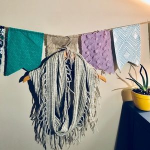 Anthroplogie fringe scarf